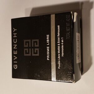 Givenchy Prisme Libre Mat-Finish Loose Powder (1 Mousseline Pastel)